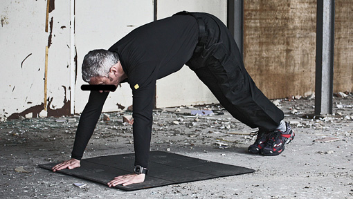 navy seal sit up